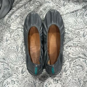 GUC silver Tieks, sz 10